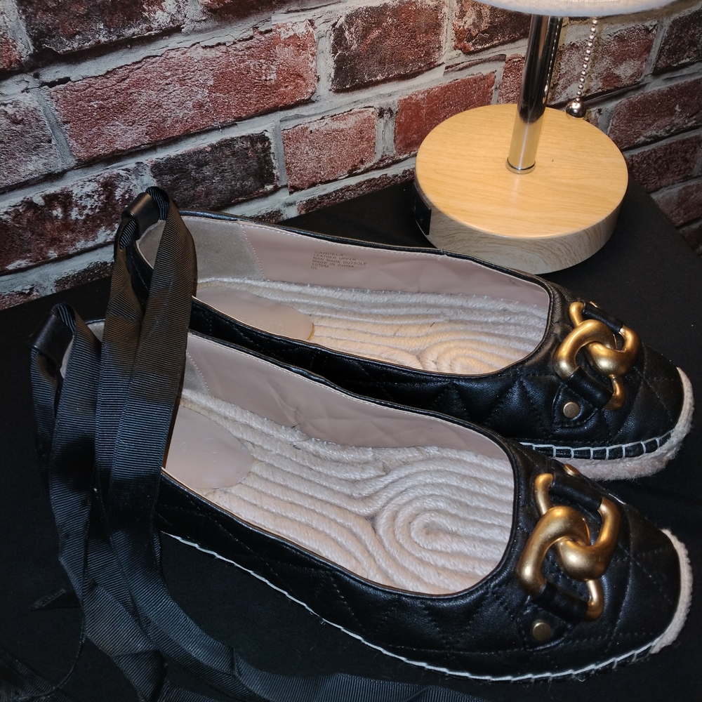 AEROSOLES Black Leather Espadrille Ankle Ties Ballet Flats w/Gold Chain Accent